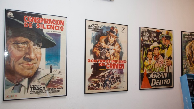 Algunos de los carteles expuestos. // Imagen: Foto Estudio David